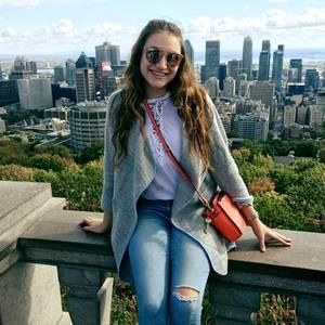 Meet your Posher, Lauren